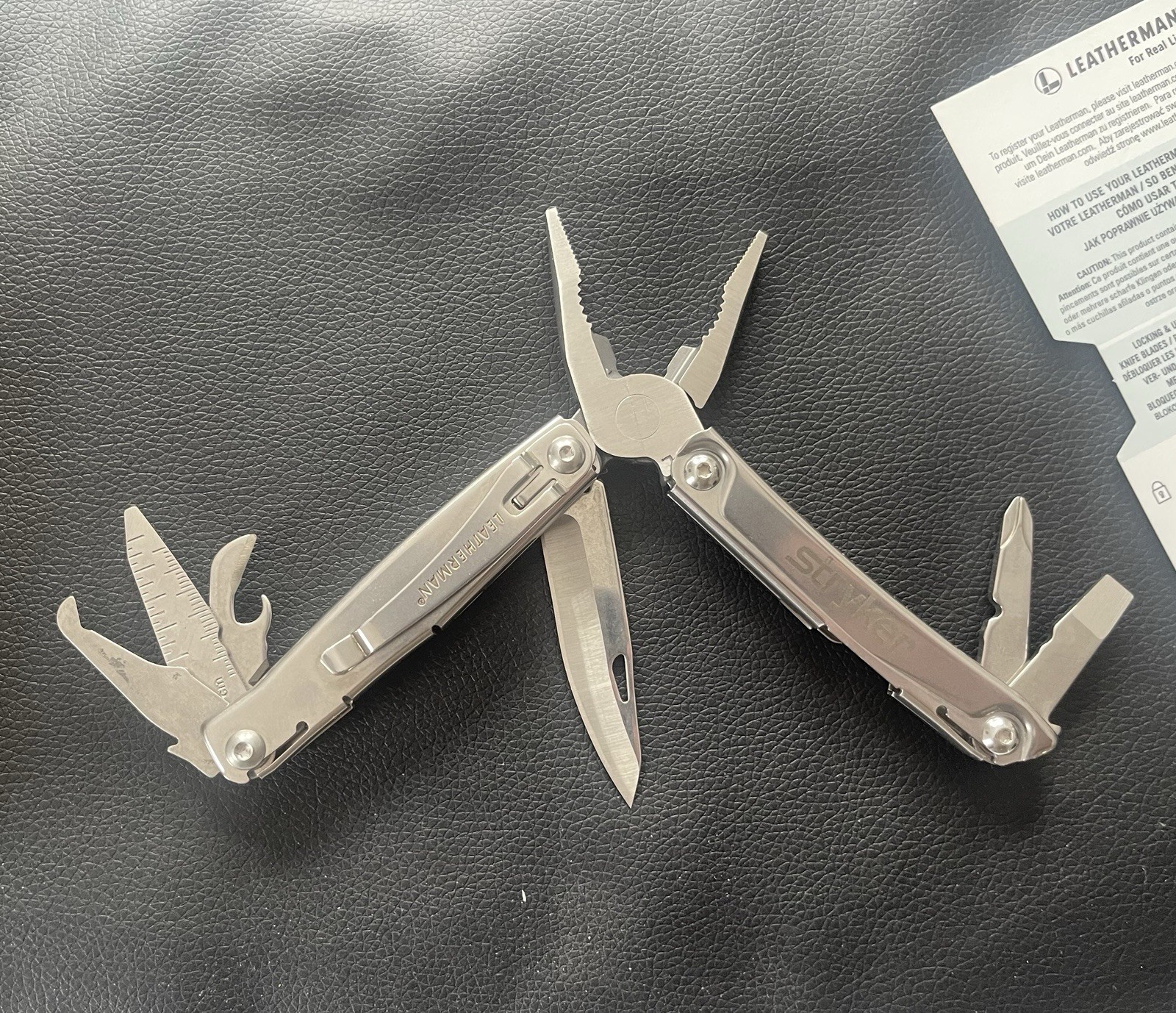 BNIB Leatherman Rev Multi Purpose 14 Tool Folding Pliers Pocket Knife Belt Clip