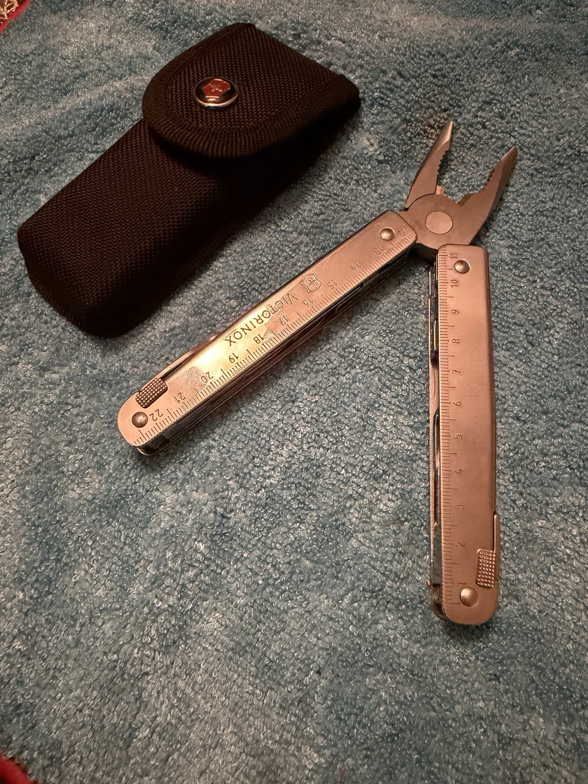 Victorinox SwissTool BRAND NEW VINTAGE Multi-Tool Stainless Steel w/ Sheath
