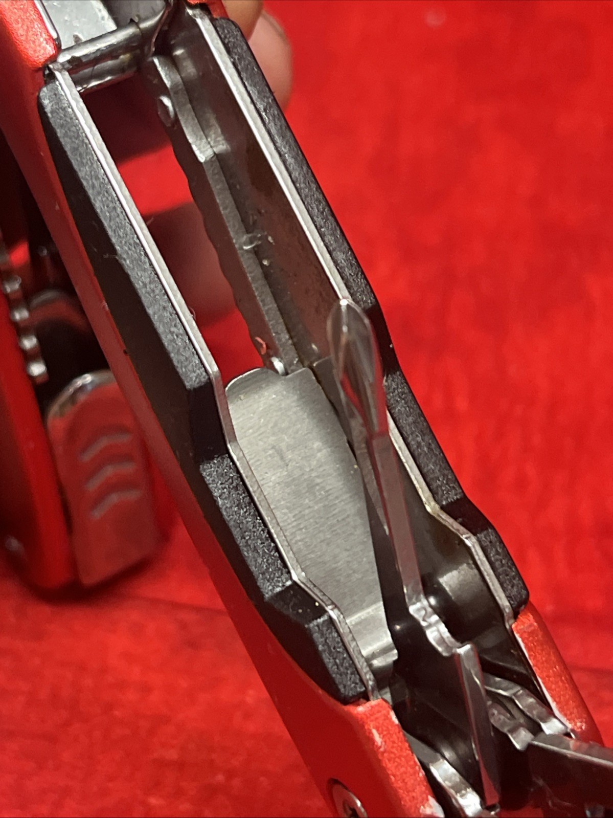 PRO-GRADE MULTI-TOOL POCKET TOOL UTILITY KNIFE (k34)