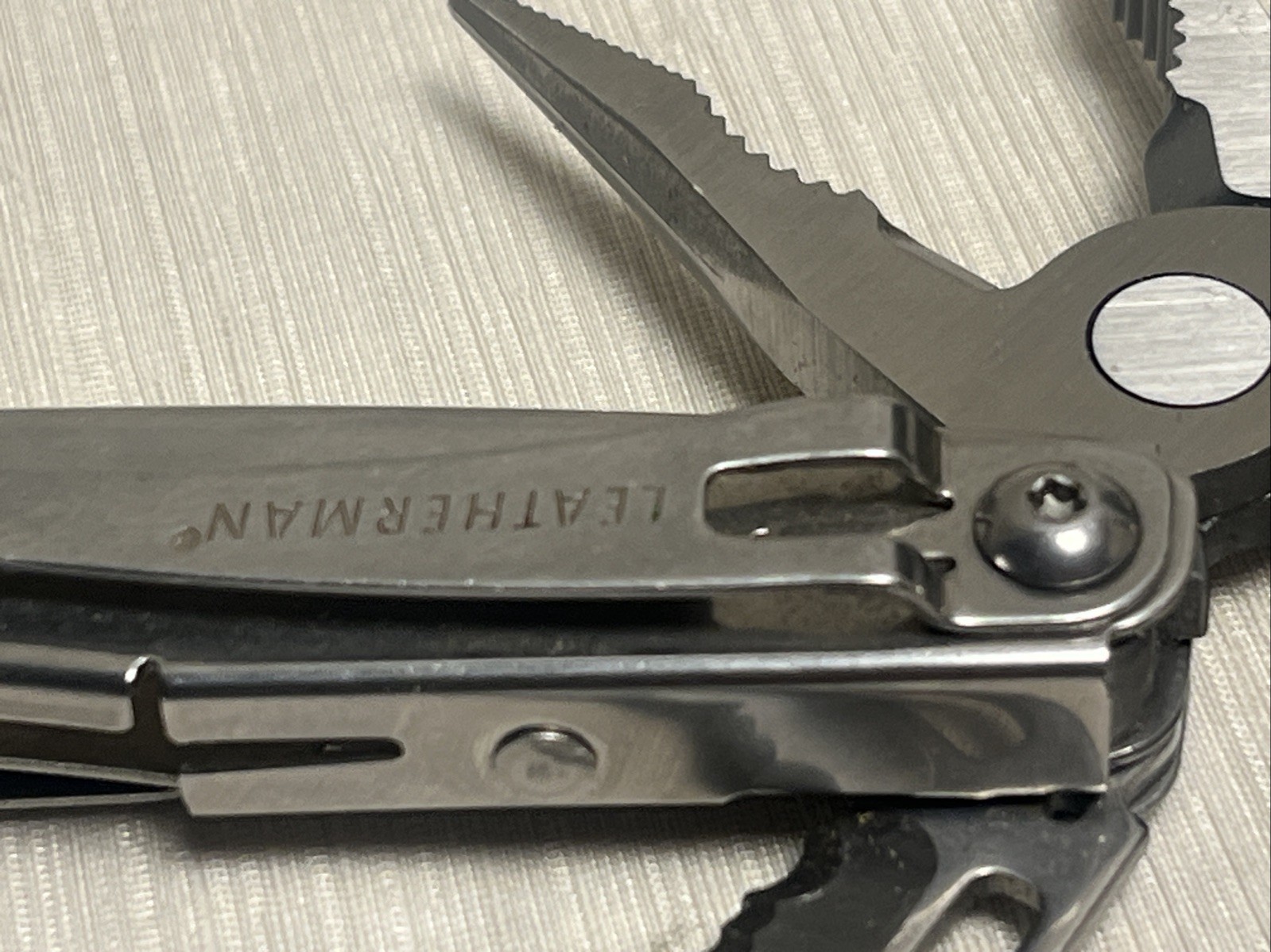 Leatherman Wingman Multi Tool W/Clip and Nylon snap case Dated 05/14
