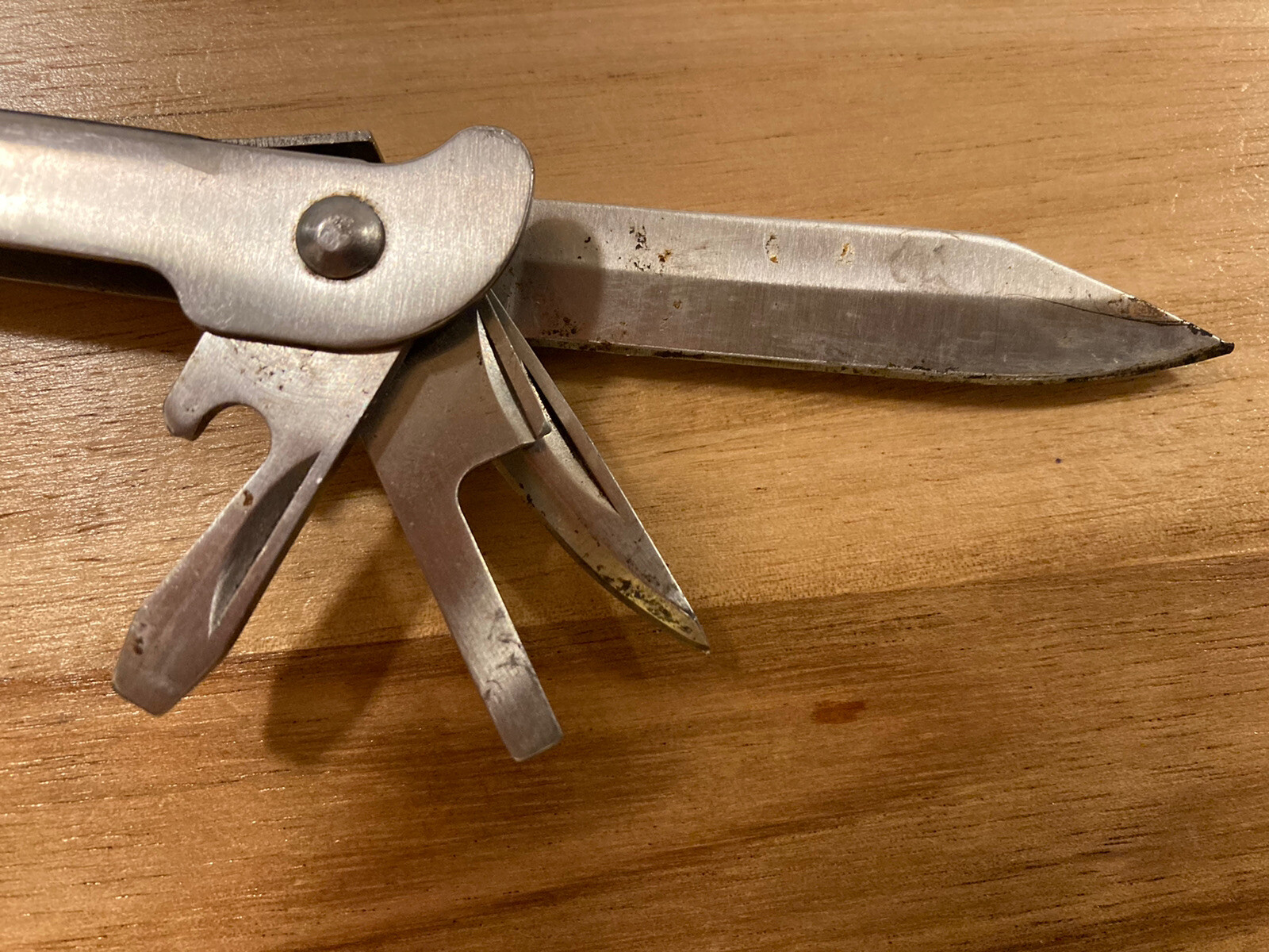 Multi Tool 12 in 1. Stainless Steel. Pre-Owned