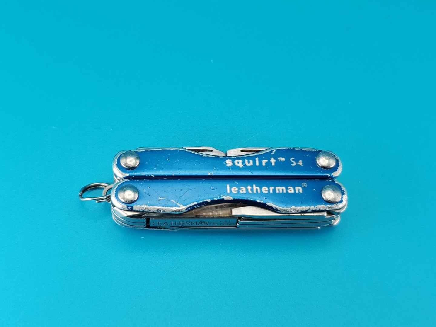 Leatherman Squirt S4 Multi-Tool, Key Ring, Retired, BLUE!