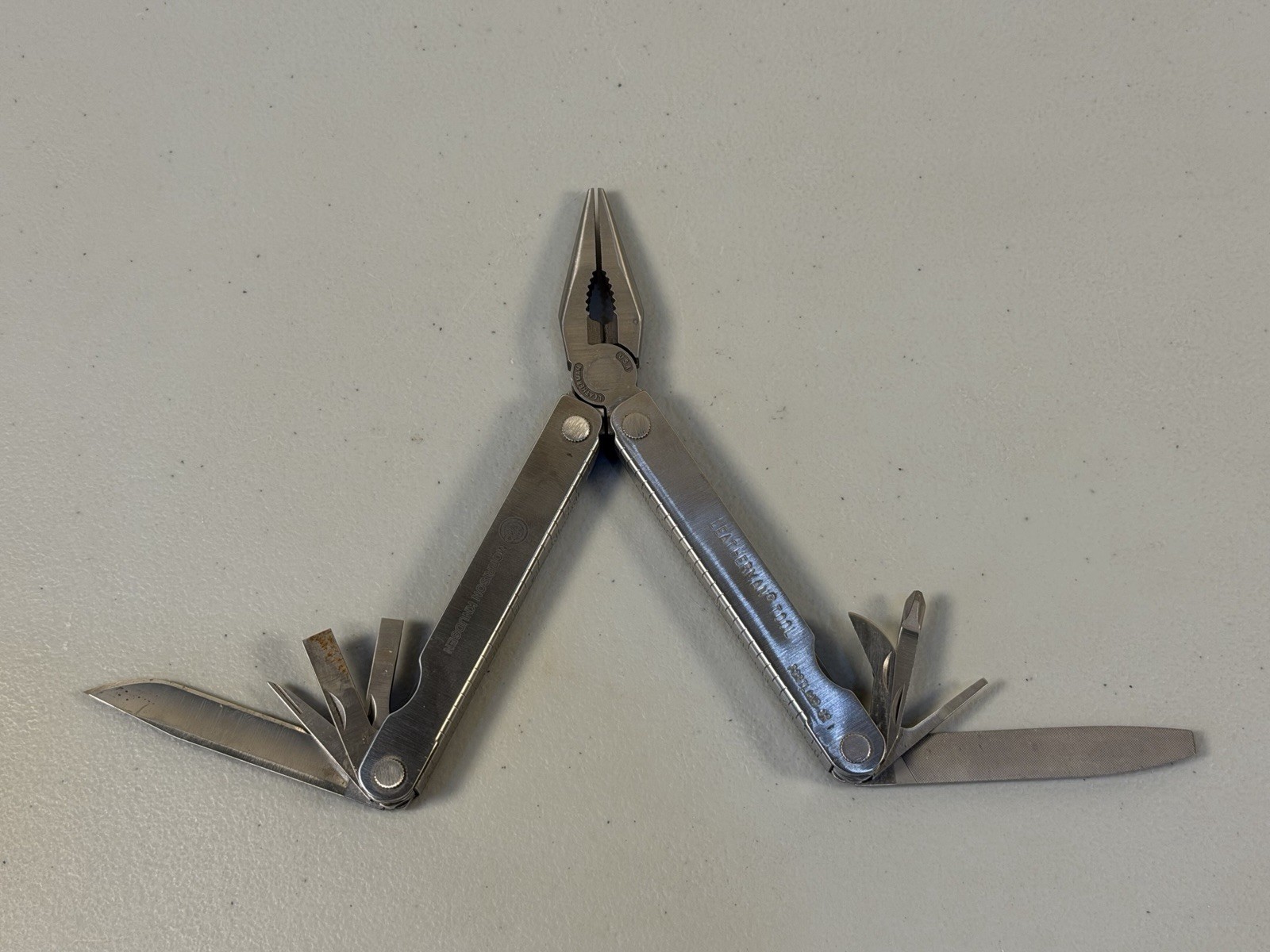 Vintage Original Leatherman Multi-Tool Portland OR MADE IN USA w/Case