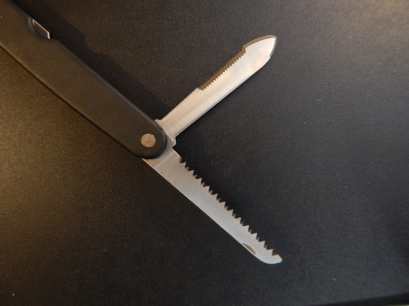 Stanley Folding Shears & Multi-Tool – (74-438)