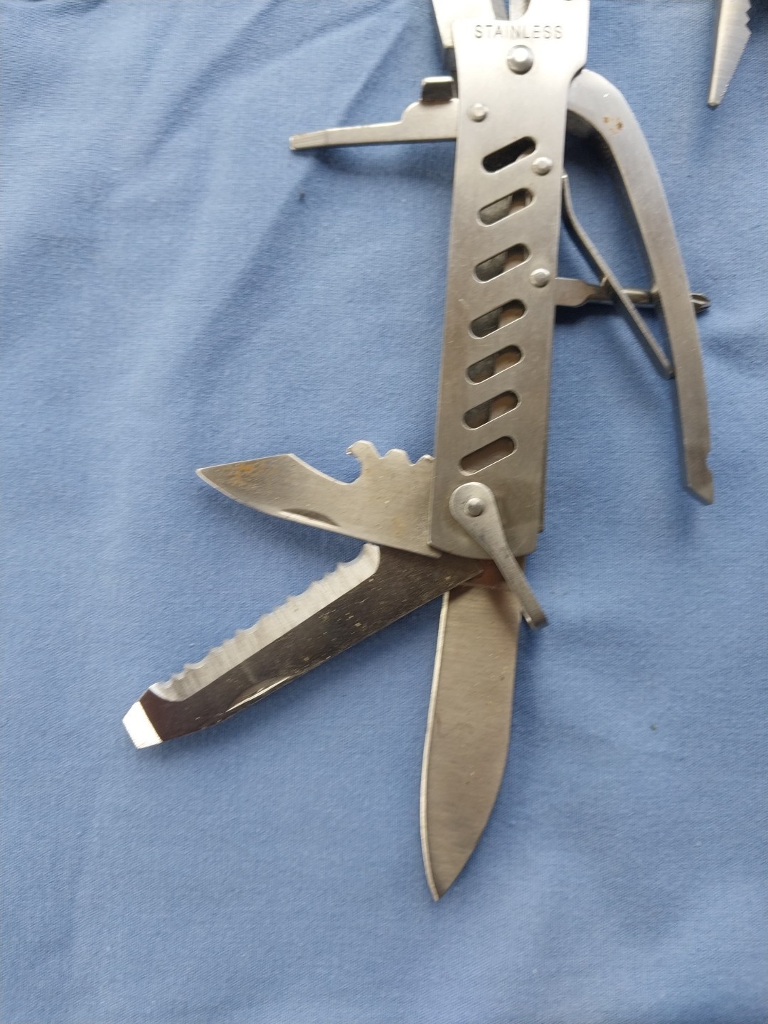 3 Survival Tool – Foldable With Multiple Gadgets