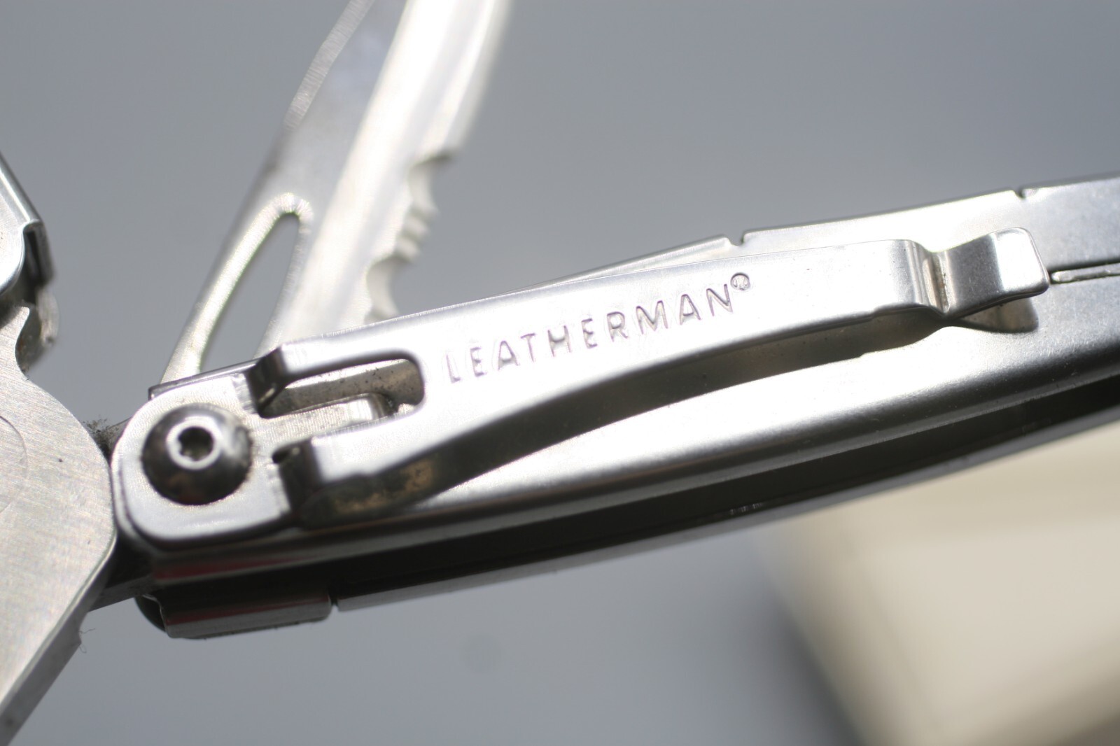 Leatherman WingMan Stainless Steel 9 Tool Multi-Tool No Sheath Used B1