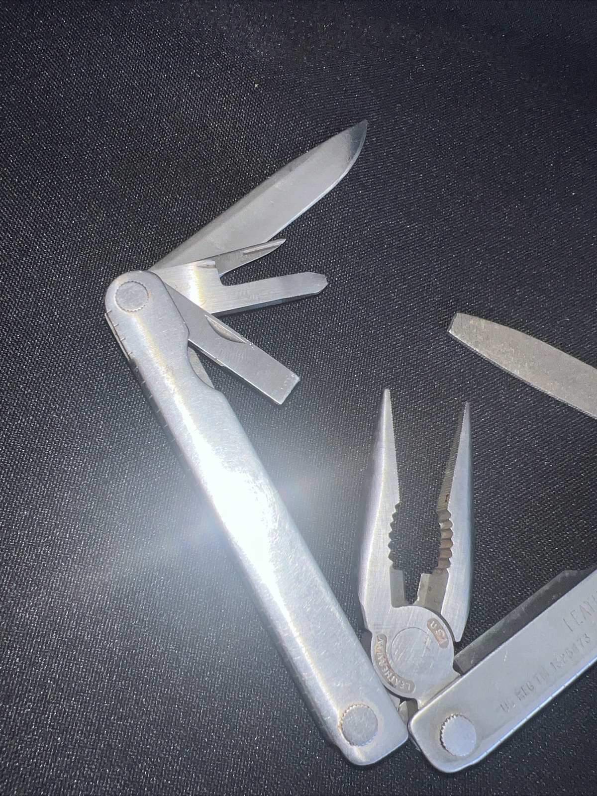 Leatherman Multi Tool Portland OR TM 1325473 & Sheath Pouch Vintage USA