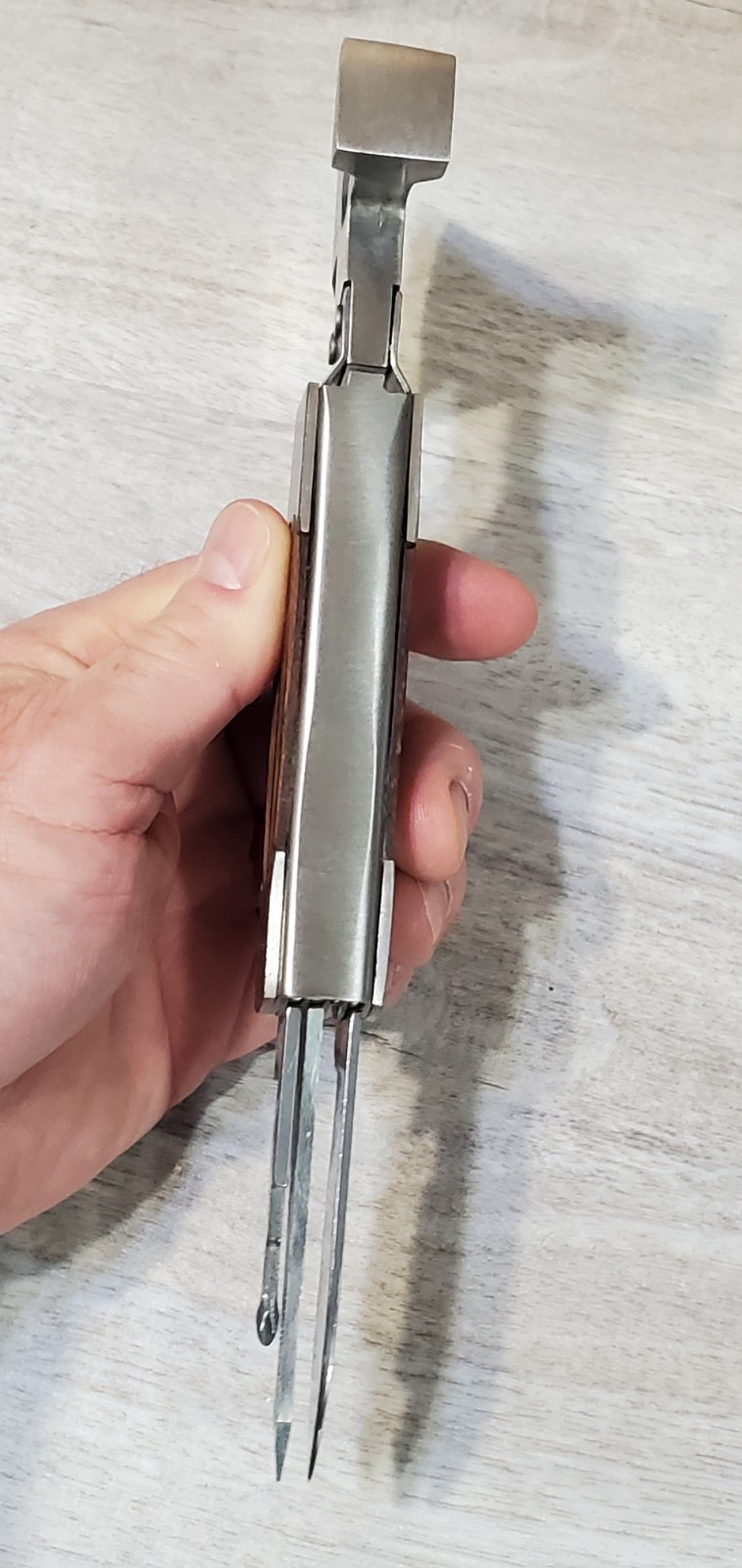 Sheffield Axe Multi Tool Camping Knives Utility Phillips Screwdriver Hammer 12/1