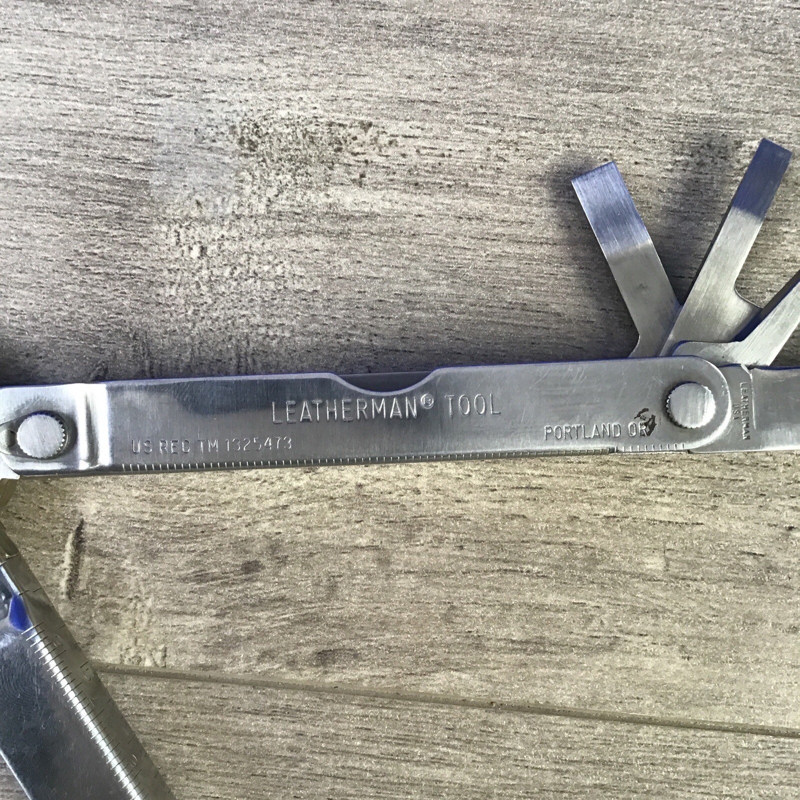 Vintage Leatherman Multi Tool Portland Oregon TM 1325473 No Date Code 80s – 90s