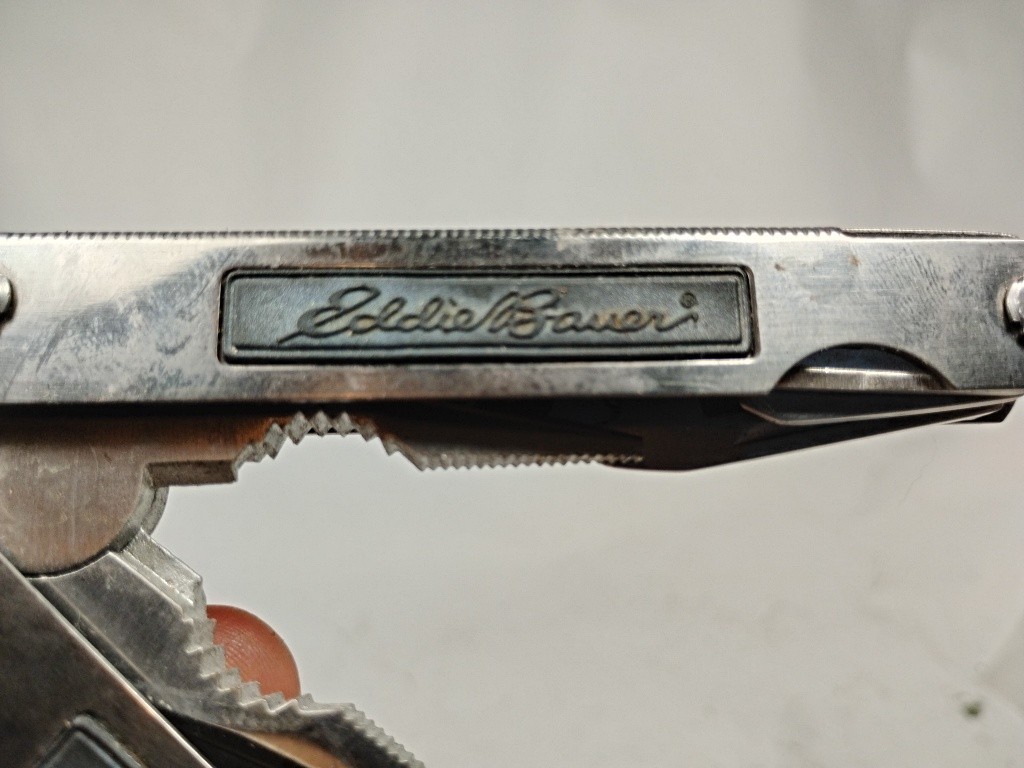 Eddie Bauer Multi-Tool – Stainless – Lock Lever – Very Good Condition