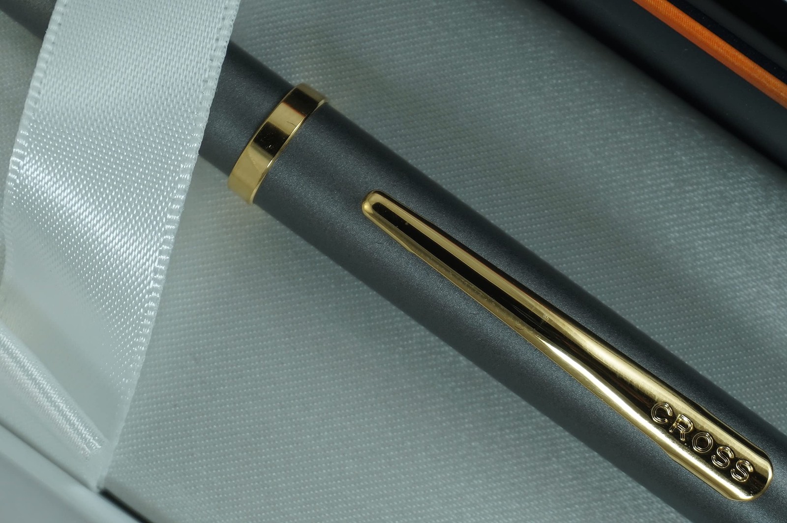 Tech3+ with Sophisticated Brushed diamond pattern finish Barrel & interchange…