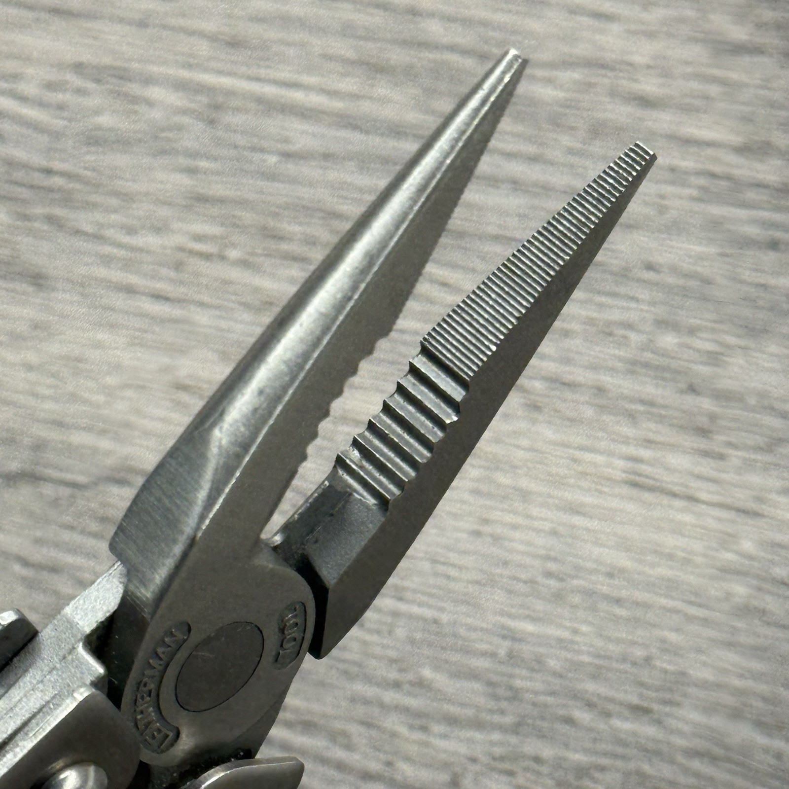 Leatherman Sideclip multitool. Lightly used. Late Run: shiny factory polished