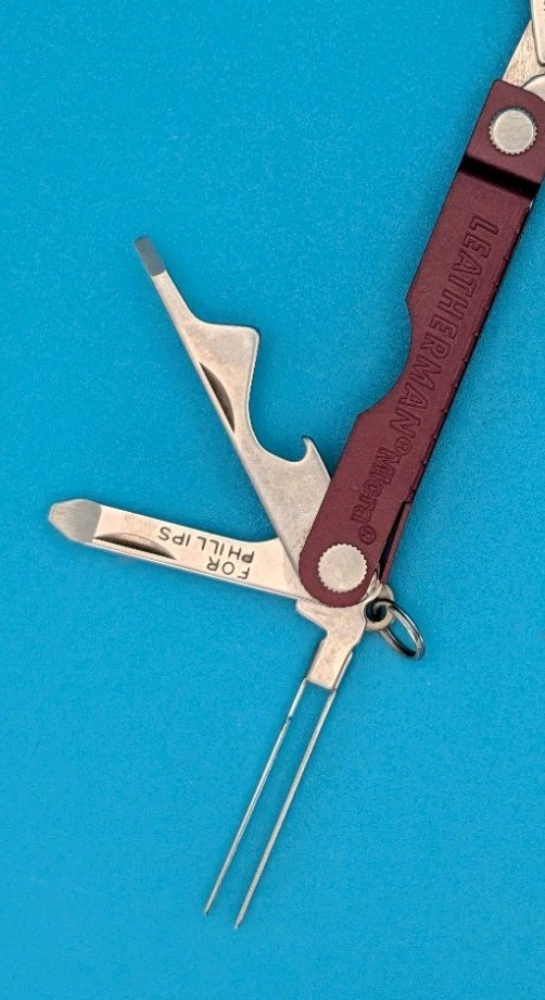 Leatherman Micra Multi-Tool, Knife, Scissors, Key Ring, Maroon Red!