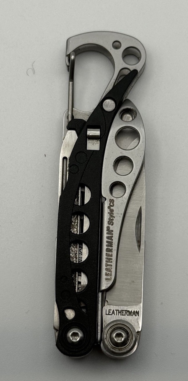 Retired Leatherman Style CS Multi Tool Knife File Scissor Carabiner Discontinued