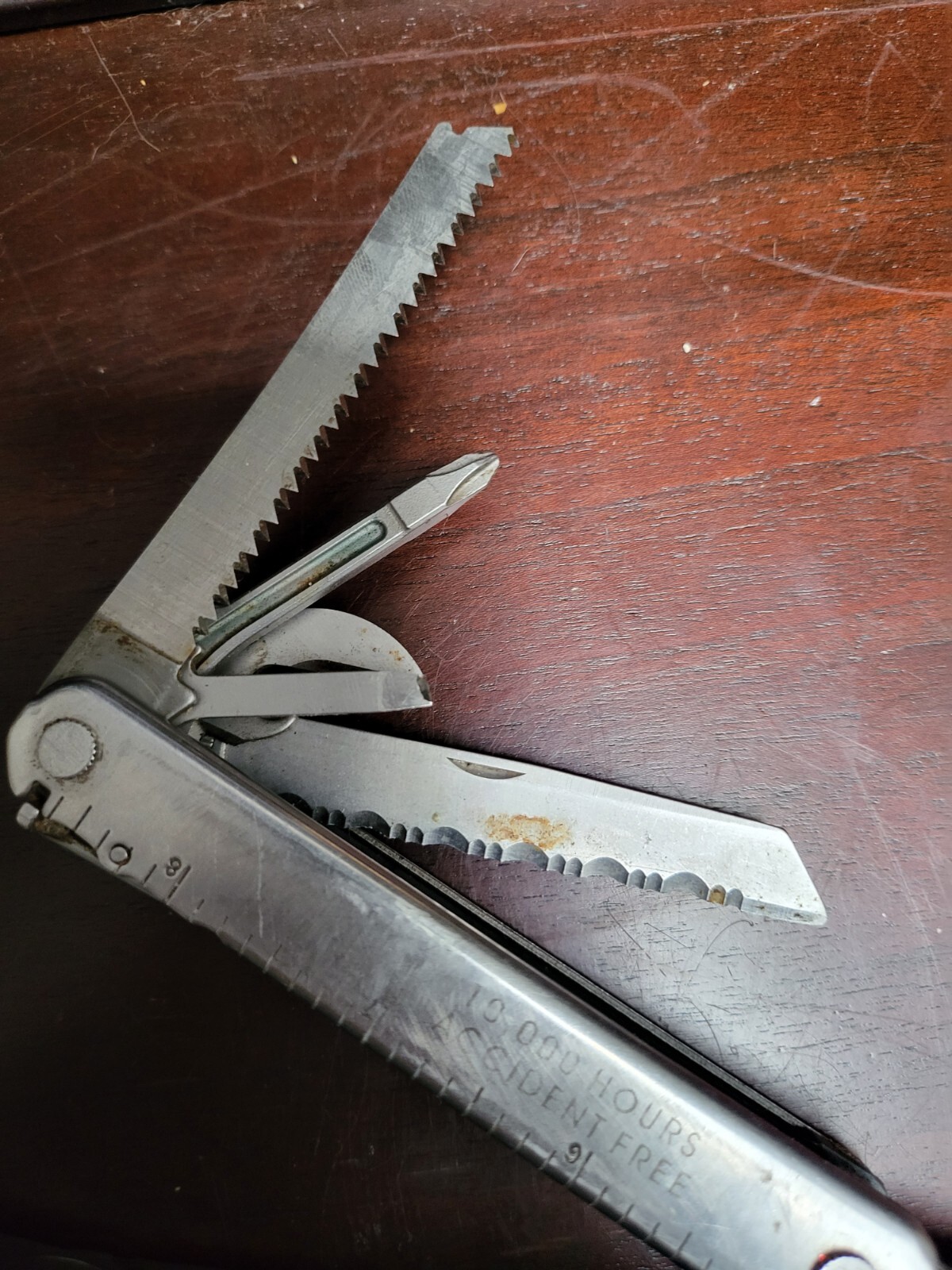 Leatherman Core Multitool Needs to be Cleaned Pre Owned
