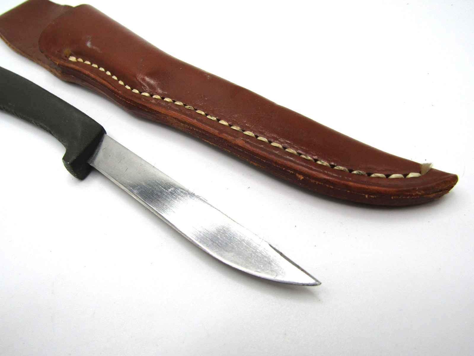 Vintage Gerber Trout & Bird Knife Original Leather Sheath Portland USA 3″ Blade