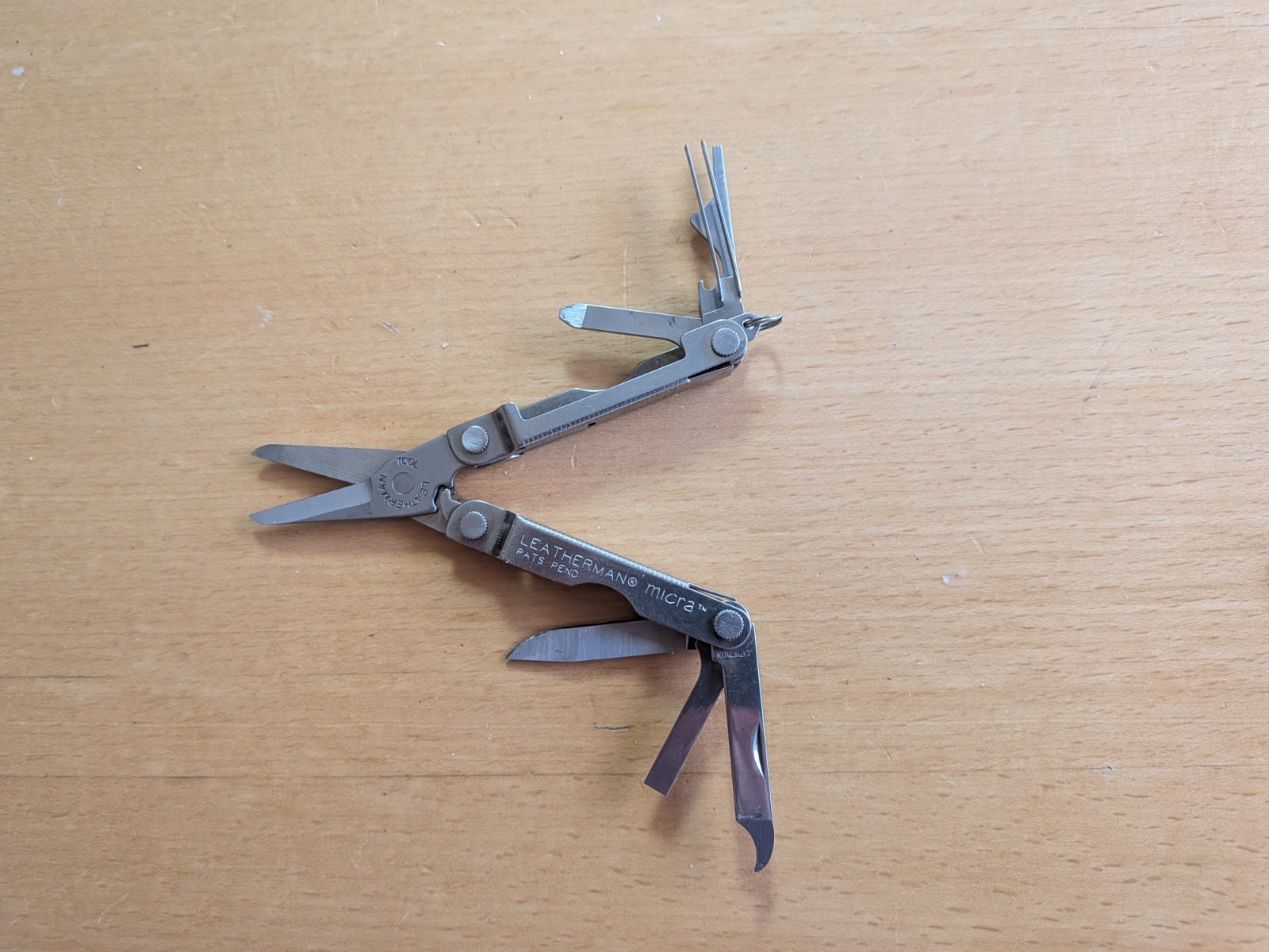 Leatherman Micra Multi-Tool 10 in 1 Knife Outdoor Indoor Stainless Steel