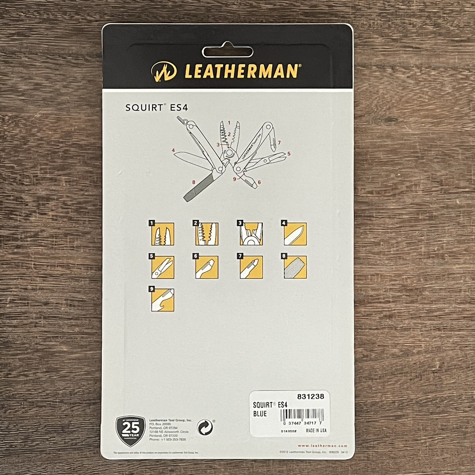 Leatherman Squirt ES4 Blue multitool SEALED. Discontinued.