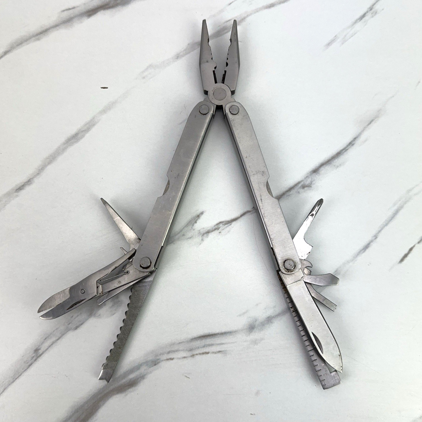 Alltrade 9-in-1 Stainless Steel Scissors Saw Knife Screwdriver Pliers Multi-tool