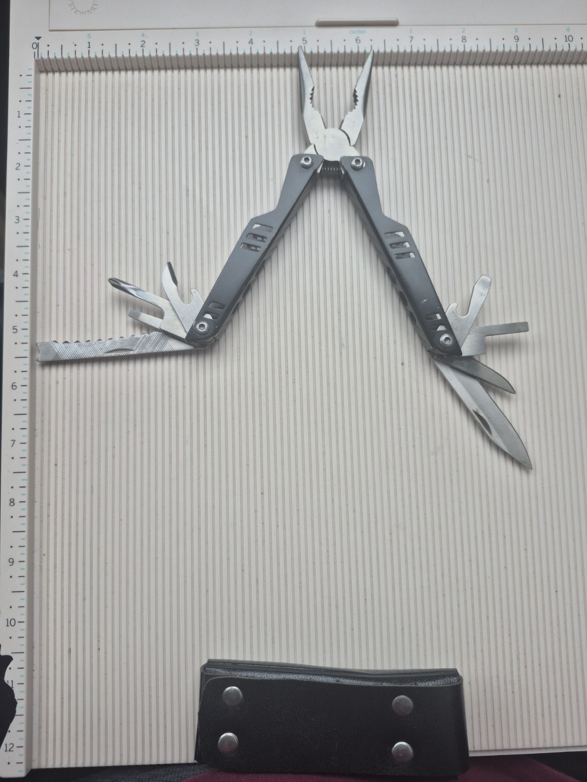 4-inch Multi-tool With Case