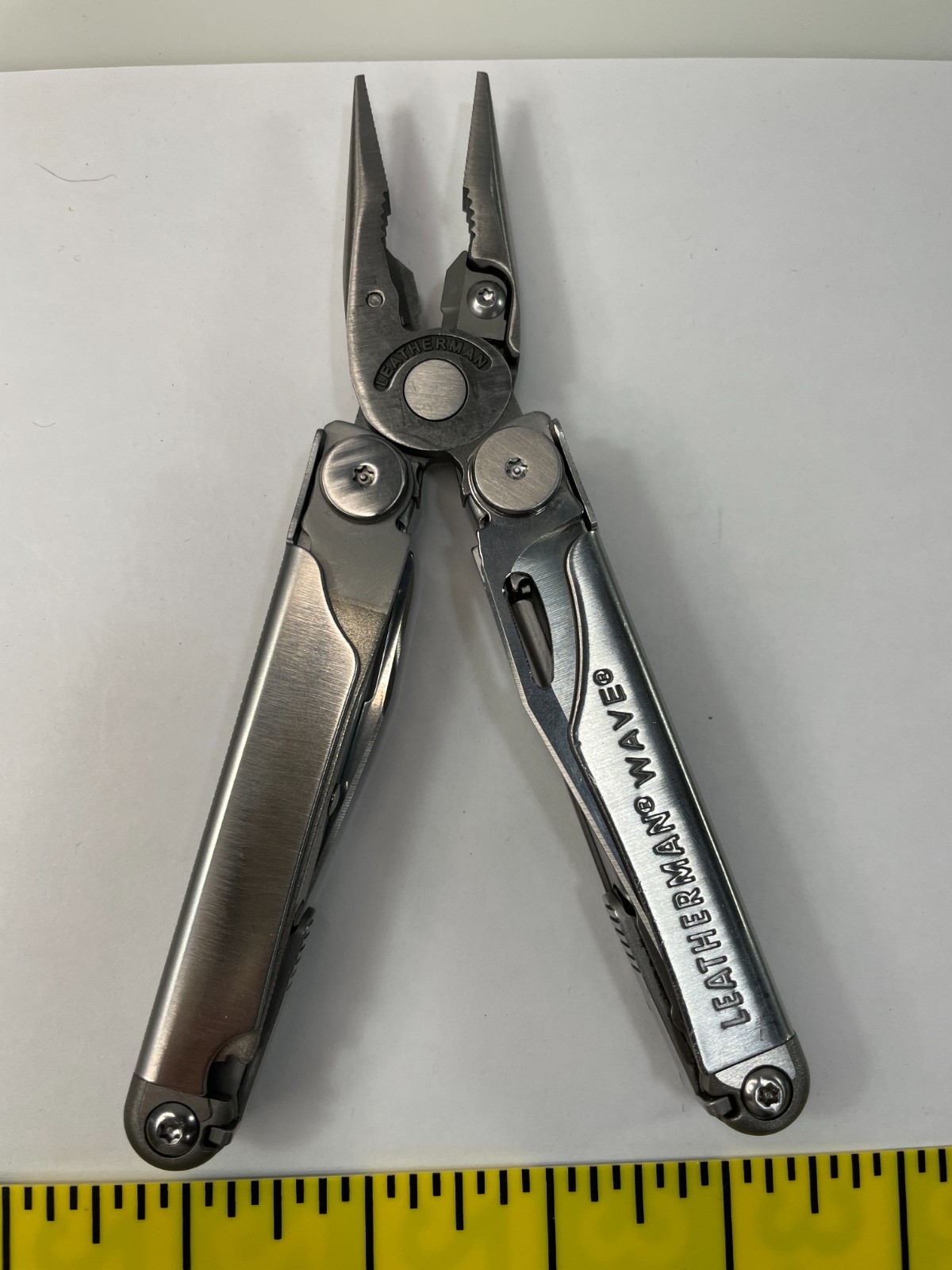 Leatherman Wave Multi-Tool 18-in-1 Stainless Steel