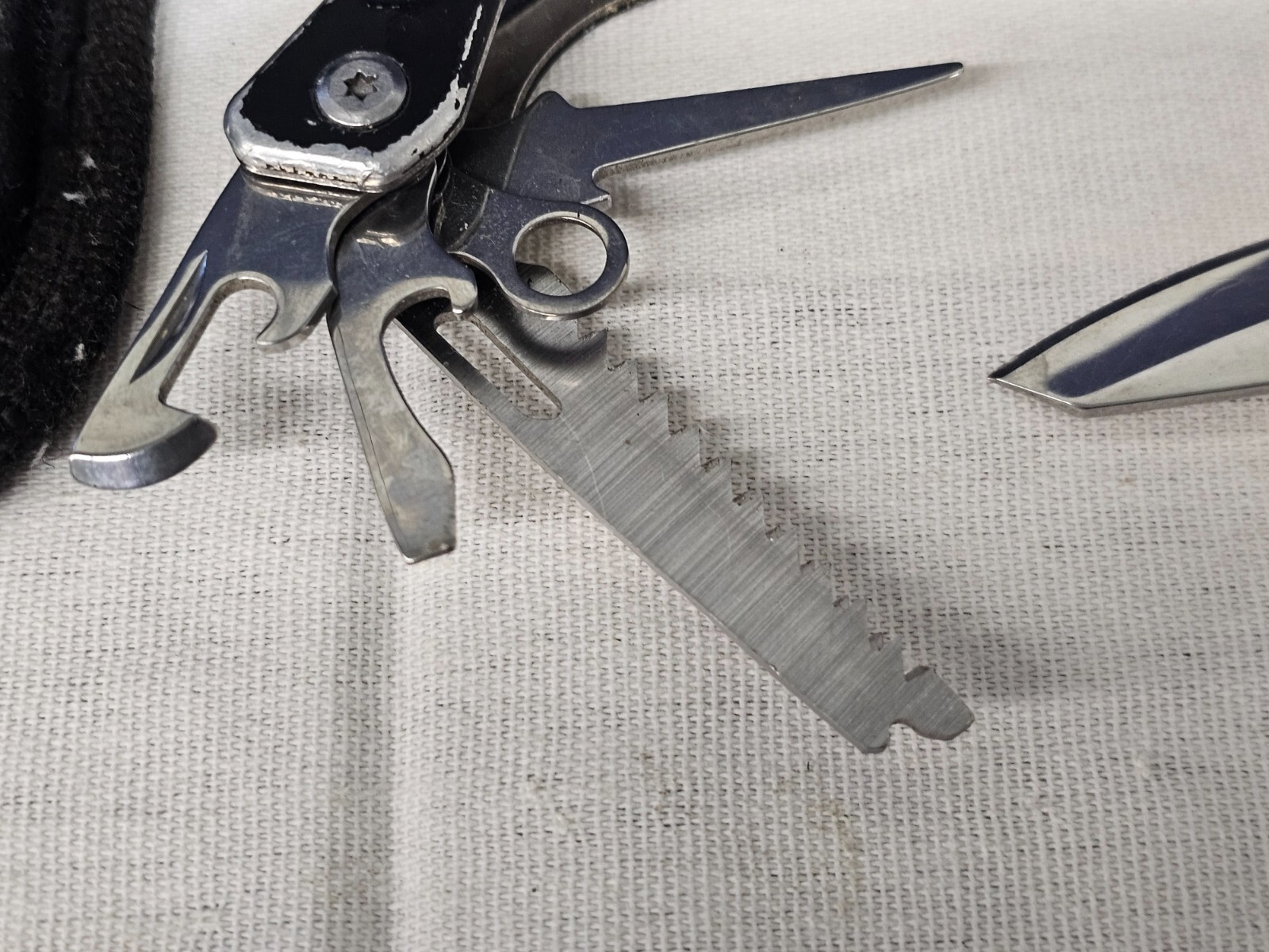 Ozark Trail Multitool Multi-Tool 10 in 1
