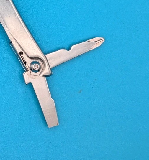 Leatherman Rev 3.8″ Multi-Tool, Stainless!