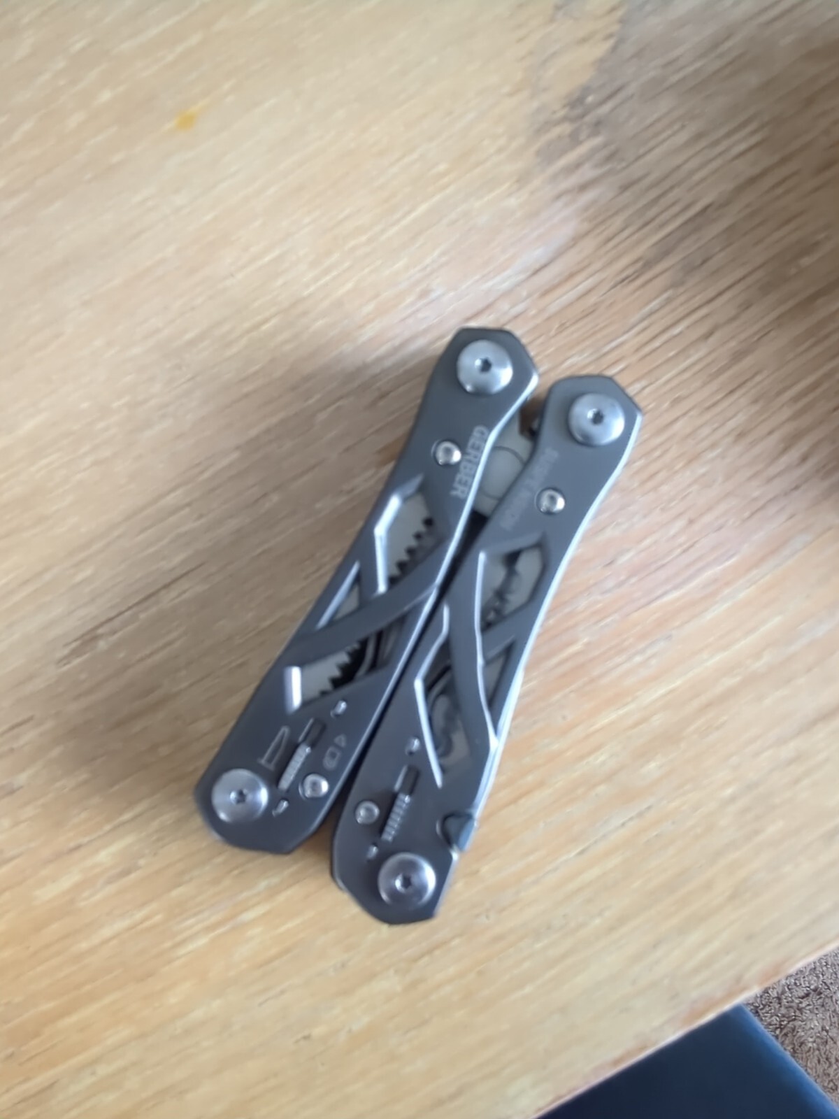 Gerber Multi-Plier 01471 Multi-Tool suspension