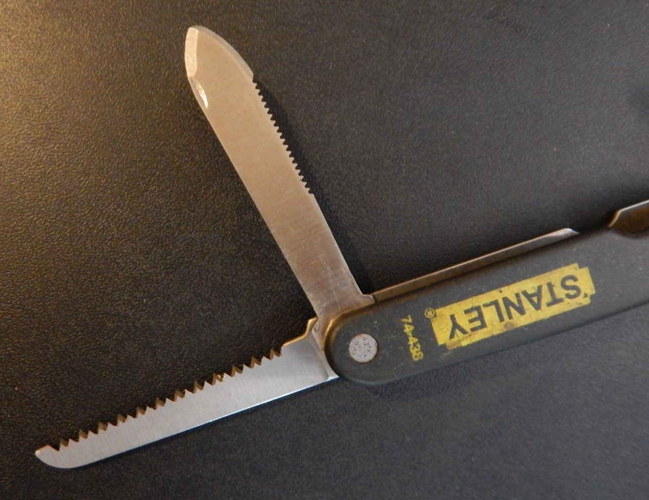 Stanley Folding Shears & Multi-Tool – (74-438)