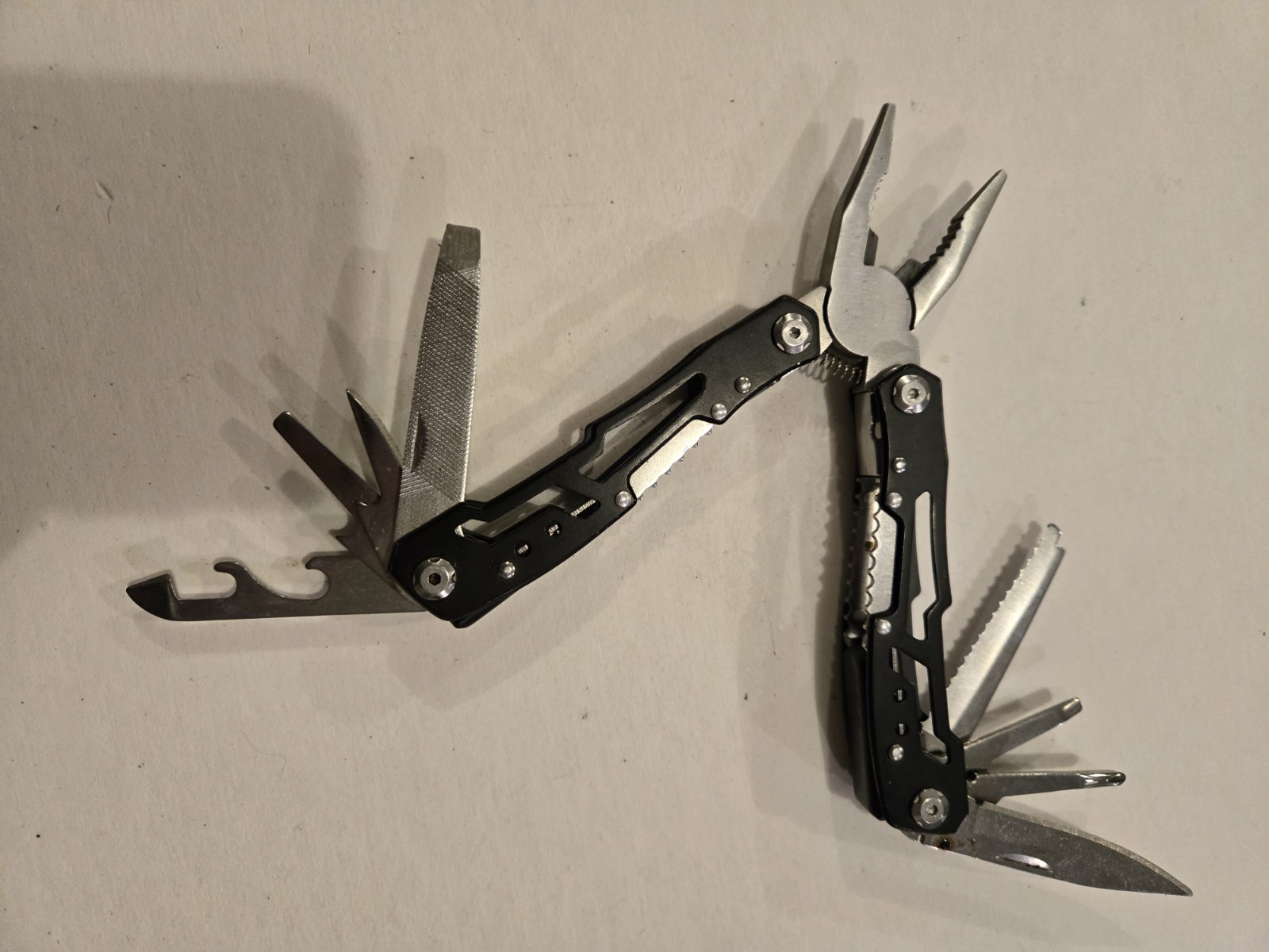 14 in 1 Multi Tool Pliers Pocket Knife, Camping, Fishing Multi Tool