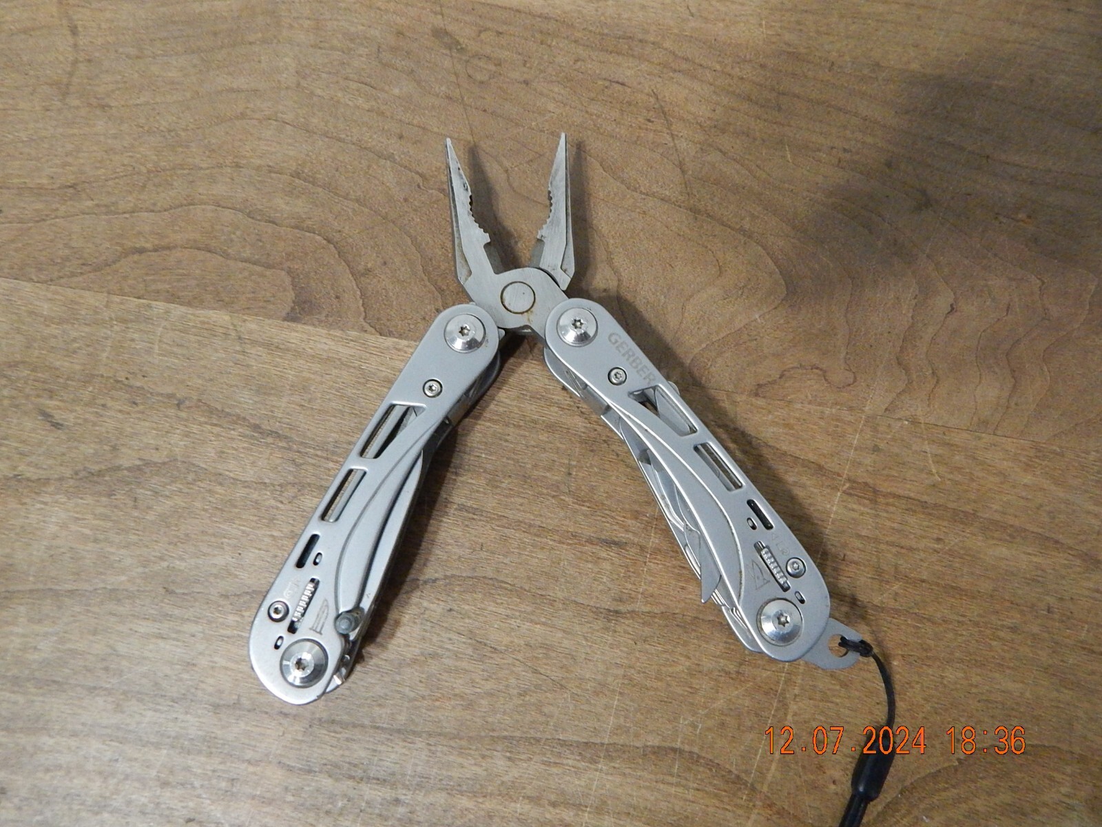 Gerber Plier Multi Tool Retractable Stainless Steel KNIFE