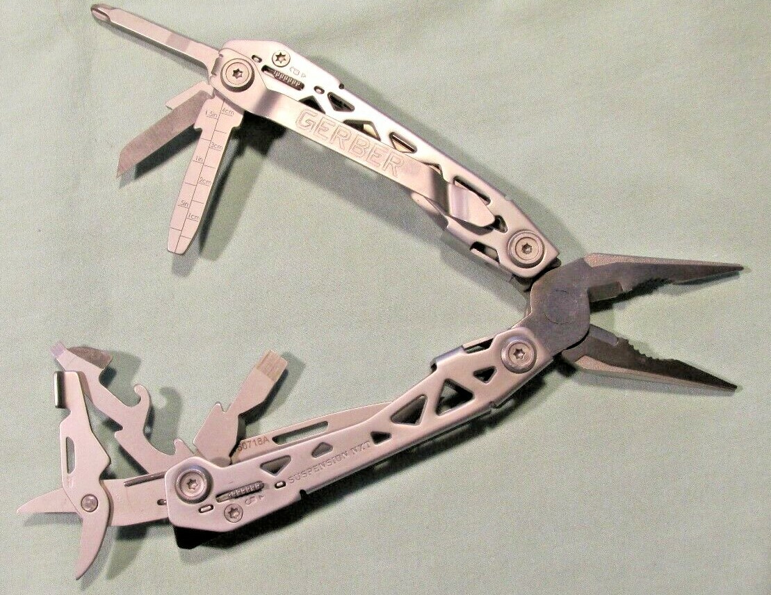 Gerber Suspension NXT multi-tool ESTATE SALE T-16