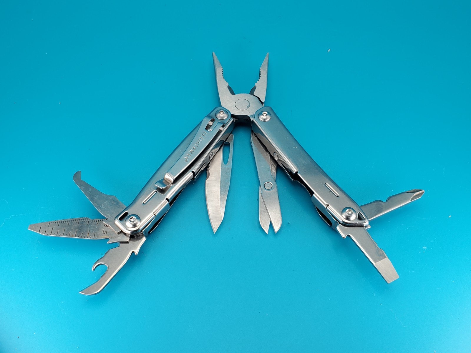 LEATHERMAN WINGMAN MULTI-TOOL! FAST SHIPPING! *IAN 2023*