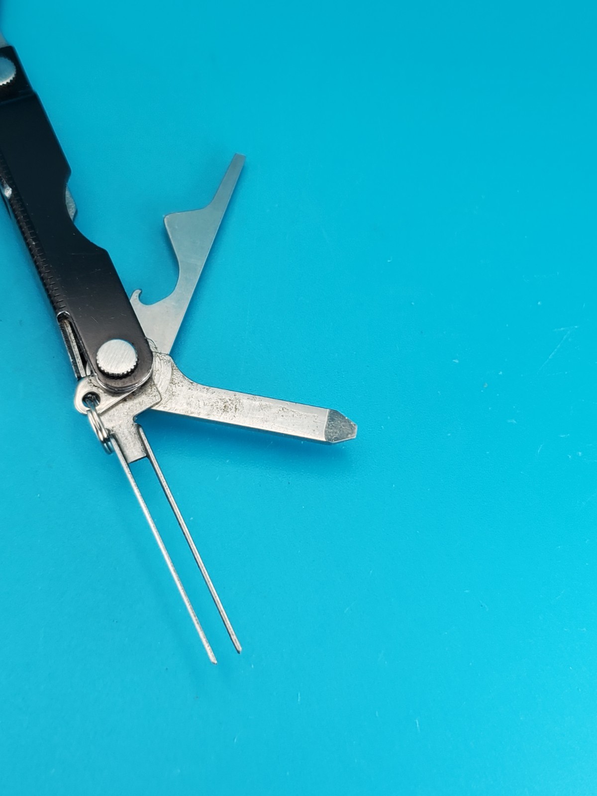 Leatherman Micra Multi-Tool, Knife, Scissors, Key Ring, Black!