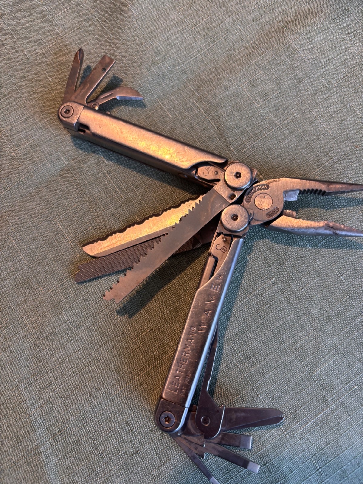 Leatherman multi tool Wave First Addition