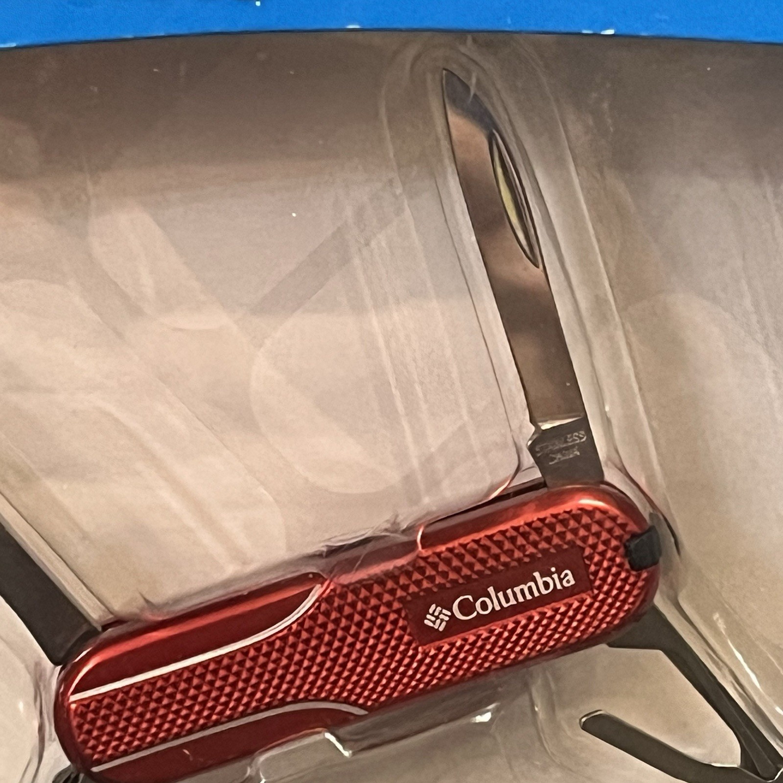 COLUMBIA 10 Function RED Pocket Tool Knife Scissors Strap w/ Light NEW Sealed