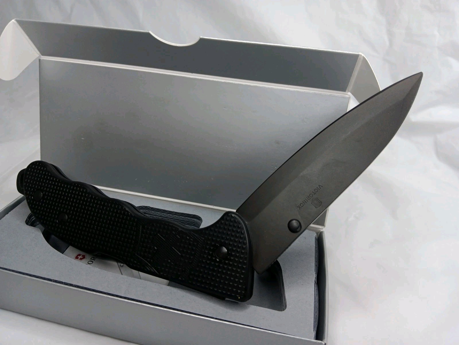 Swiss Army Black Knife Evoke Hunter Pro With Clip Victorinox 0.9415.DS23, NIB