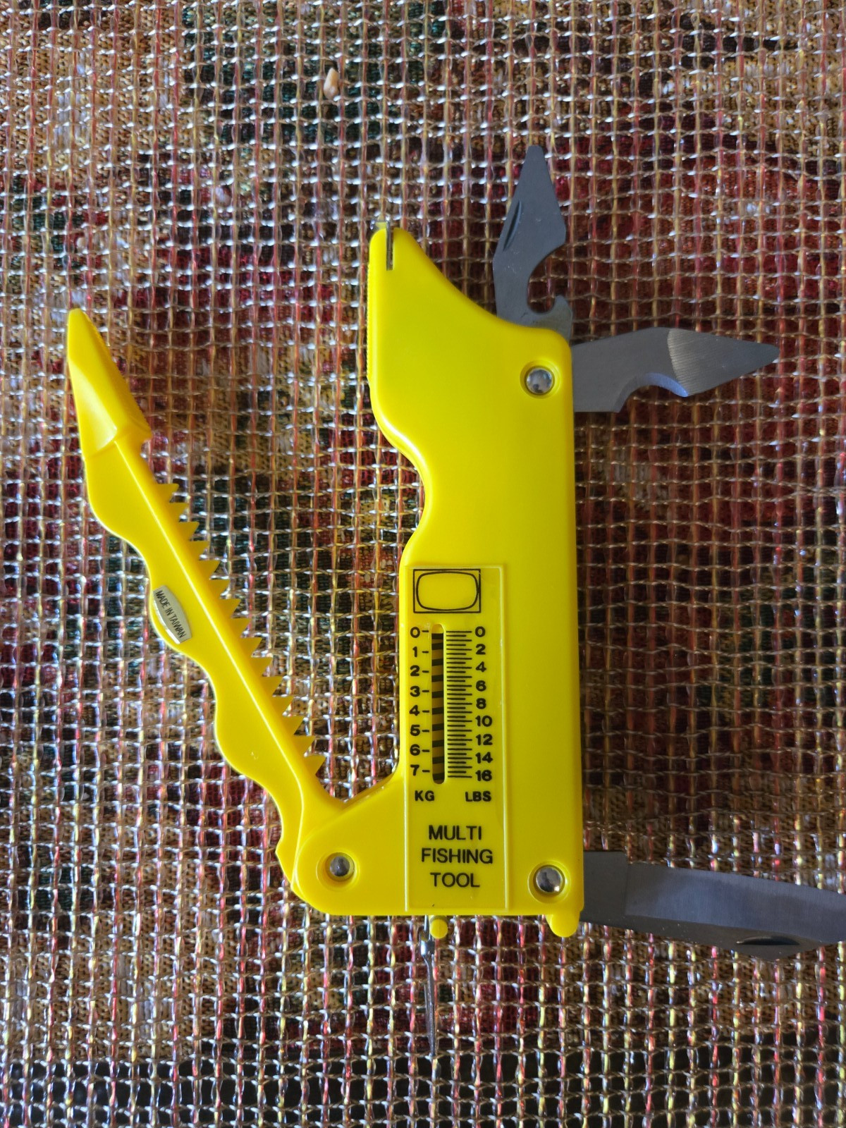 MULTI FISHING TOOL 10-IN-1 BY TARGET – NEW