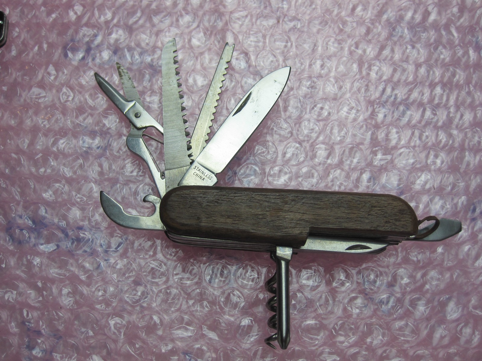 Multi Tool Pocket Knife 11 Tools Stainless Steel Blades Wood HandleMade in China