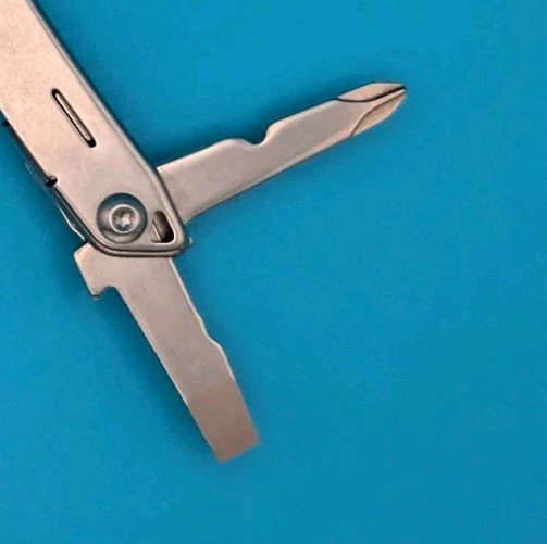 LEATHERMAN WINGMAN MULTI-TOOL! FAST SHIPPING!