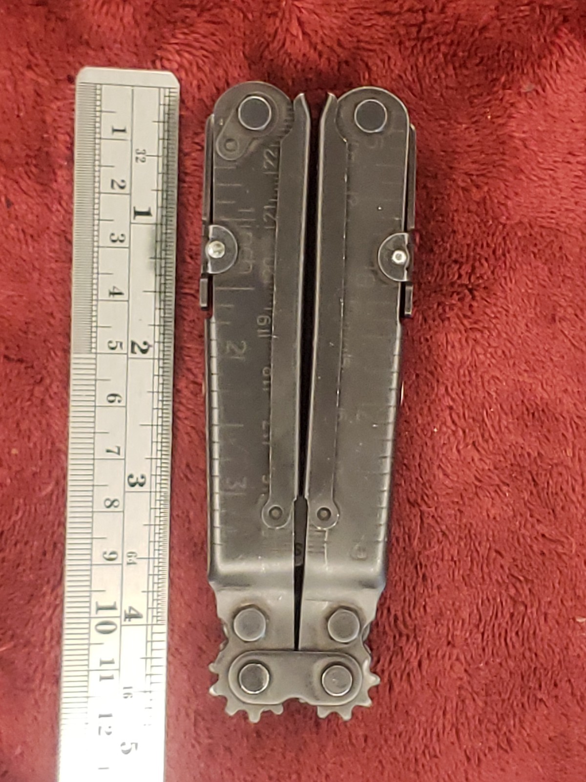 SOG PowerLock Multi tool Stainless