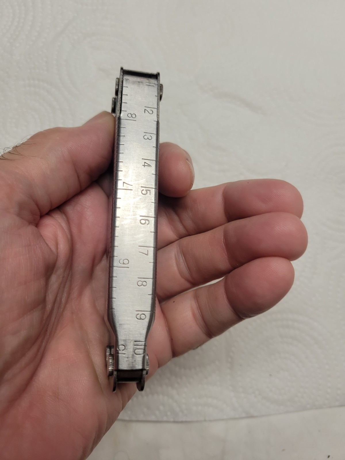 VTG 15 Function GAME TRACKER Archery Multi Tool Knife Nockset Pliers Saw EXC