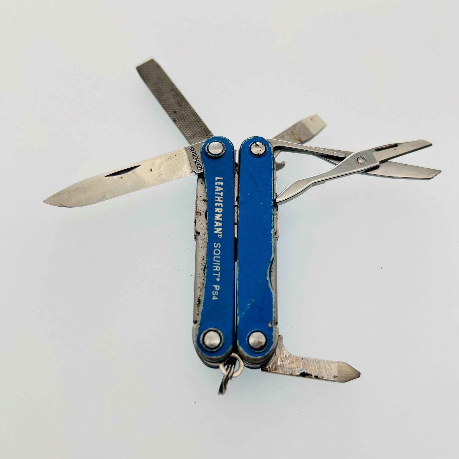 Leatherman Squirt PS4 BLUE – 8-in-1 Keychain Multi-Tool Discontinued (CODE12)