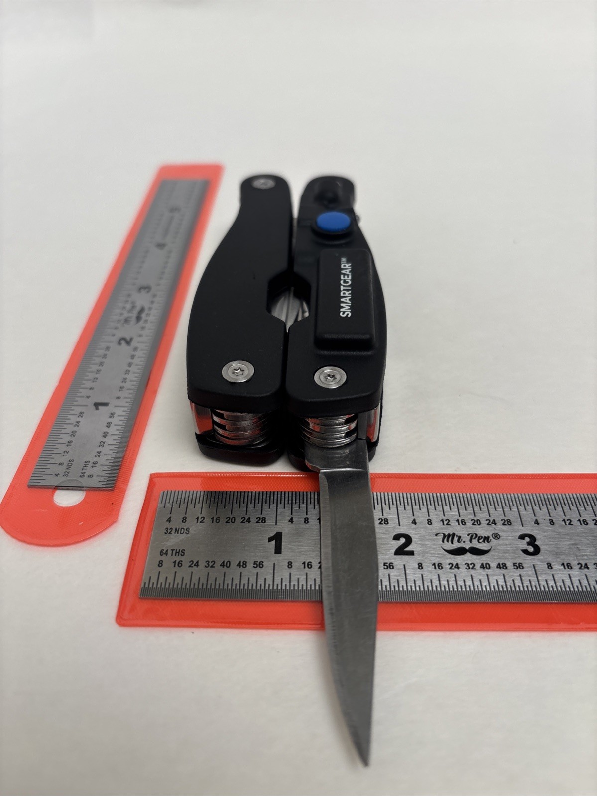 SmartGear USB Rechargeable Flashlight Black Multitool Sheath Camp Hunt Fish