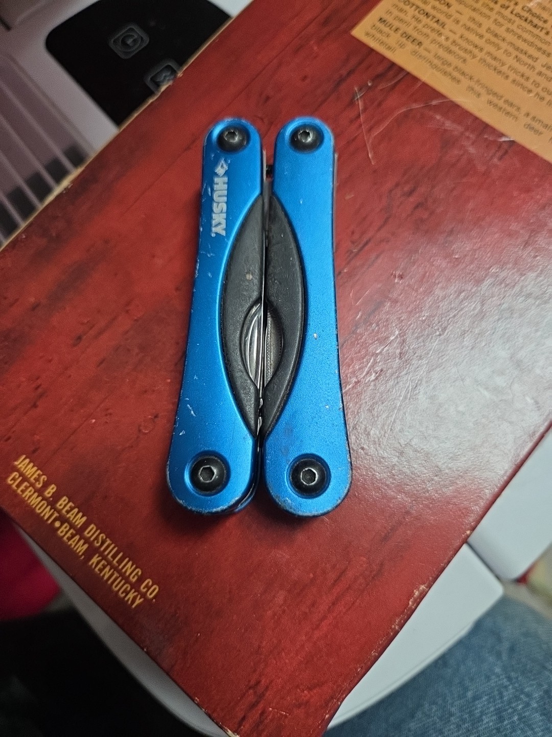 Husky 10 in 1 Folding Pocket Multi Tool Kit Stainless Pliers Knife File – blue