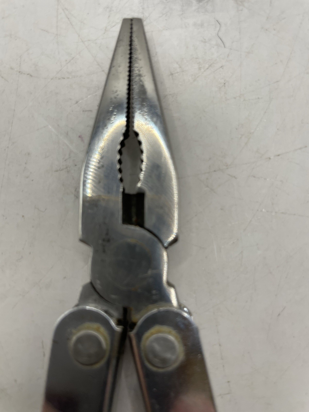 MULTI-TOOL UNbranded Leatherman Style Pliers Knife File 8 Tools Shealth