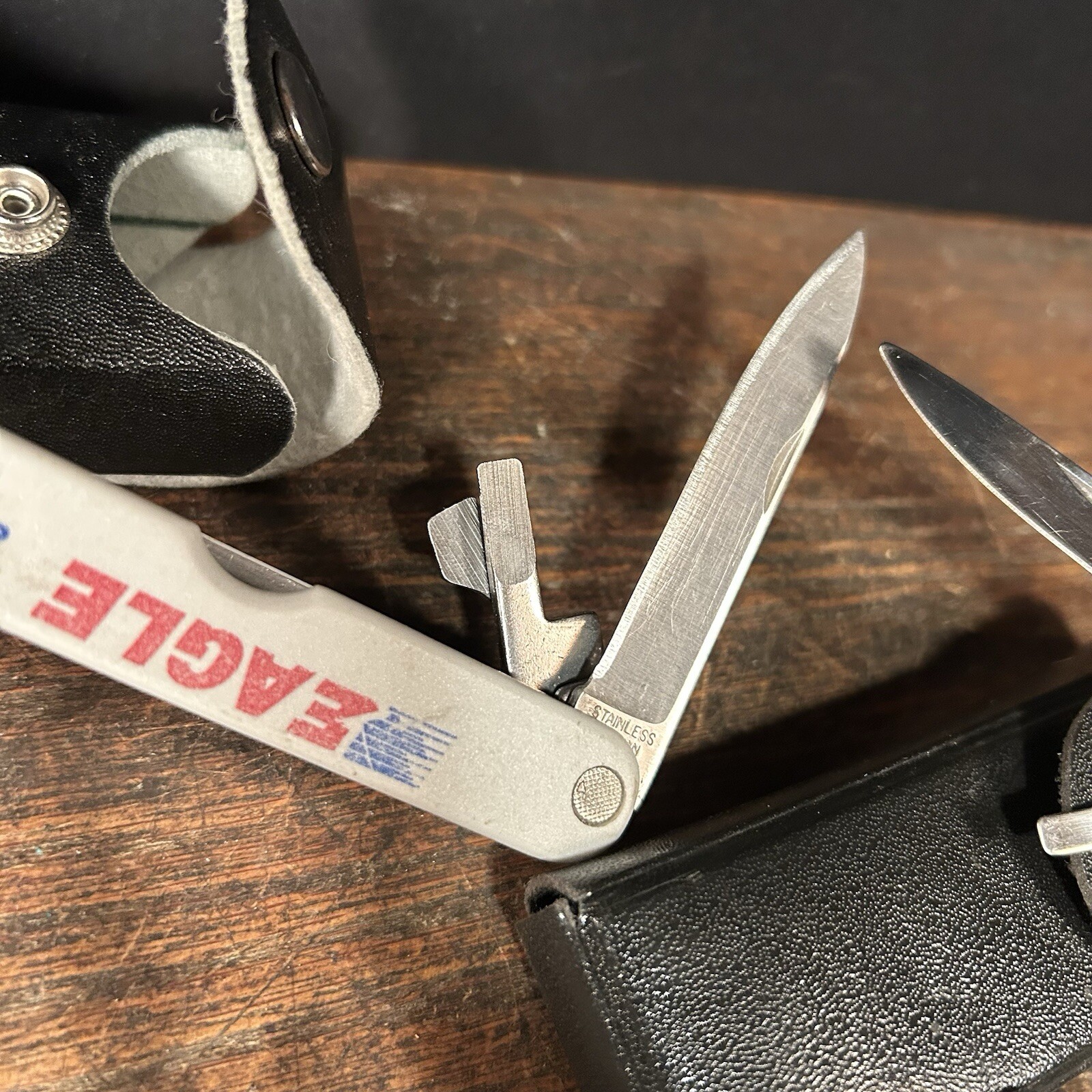 Vintage Multi Tool Lot (4) Knife Pennzoil Eagle Coleman American Camper