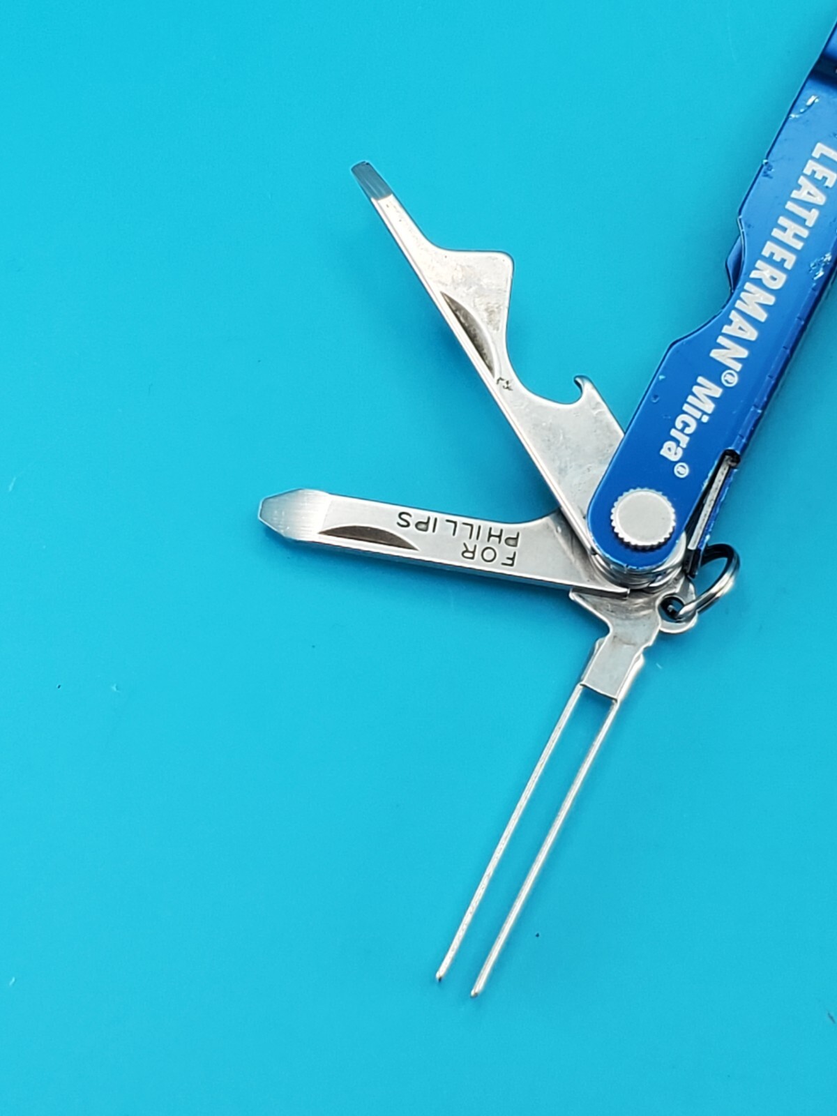 Leatherman Micra Blue Multi-Tool, Knife, Scissors, Key Ring! BAYER WOMEN IN GOLF