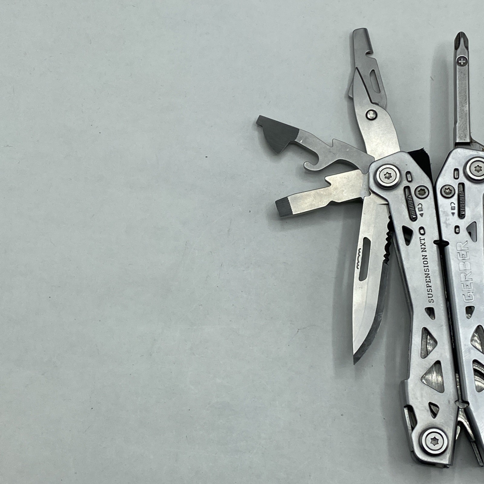 Gerber Suspension NXT & Paraframe II Knife Combo – Silver & Ti Grey