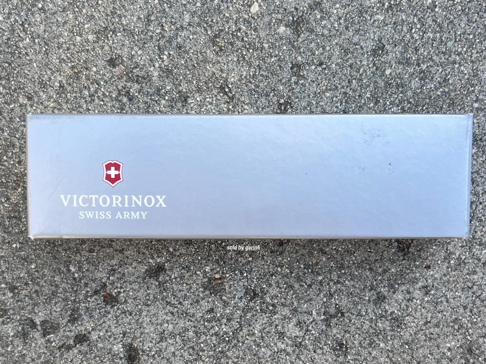 Victorinox One Hand Trekker Desert Grip Swiss Army Knife 0.8461.MWC941, NIB